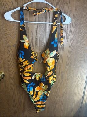 River Island Black Multicolored Floral Open Back SwimSuit Women’s Sz 10